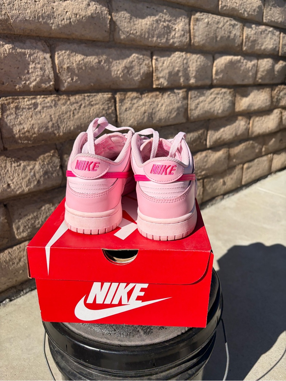 Nike Kids Pink Low-Top Sneakers with Hot Pink - Picture 4 of 7